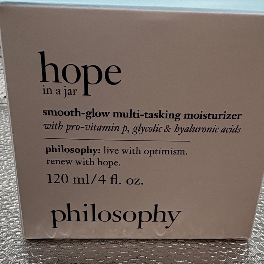 Philosophy Hope in a Jar Smooth-Glow Moisturizer — 4 hl oz. New in box